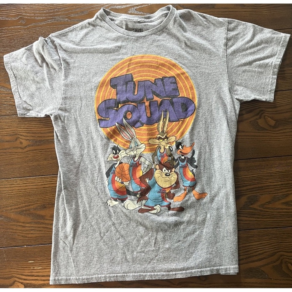Space Jam Mens SIZE MEDIUM Tune Squad T-Shirt Cotton Gray